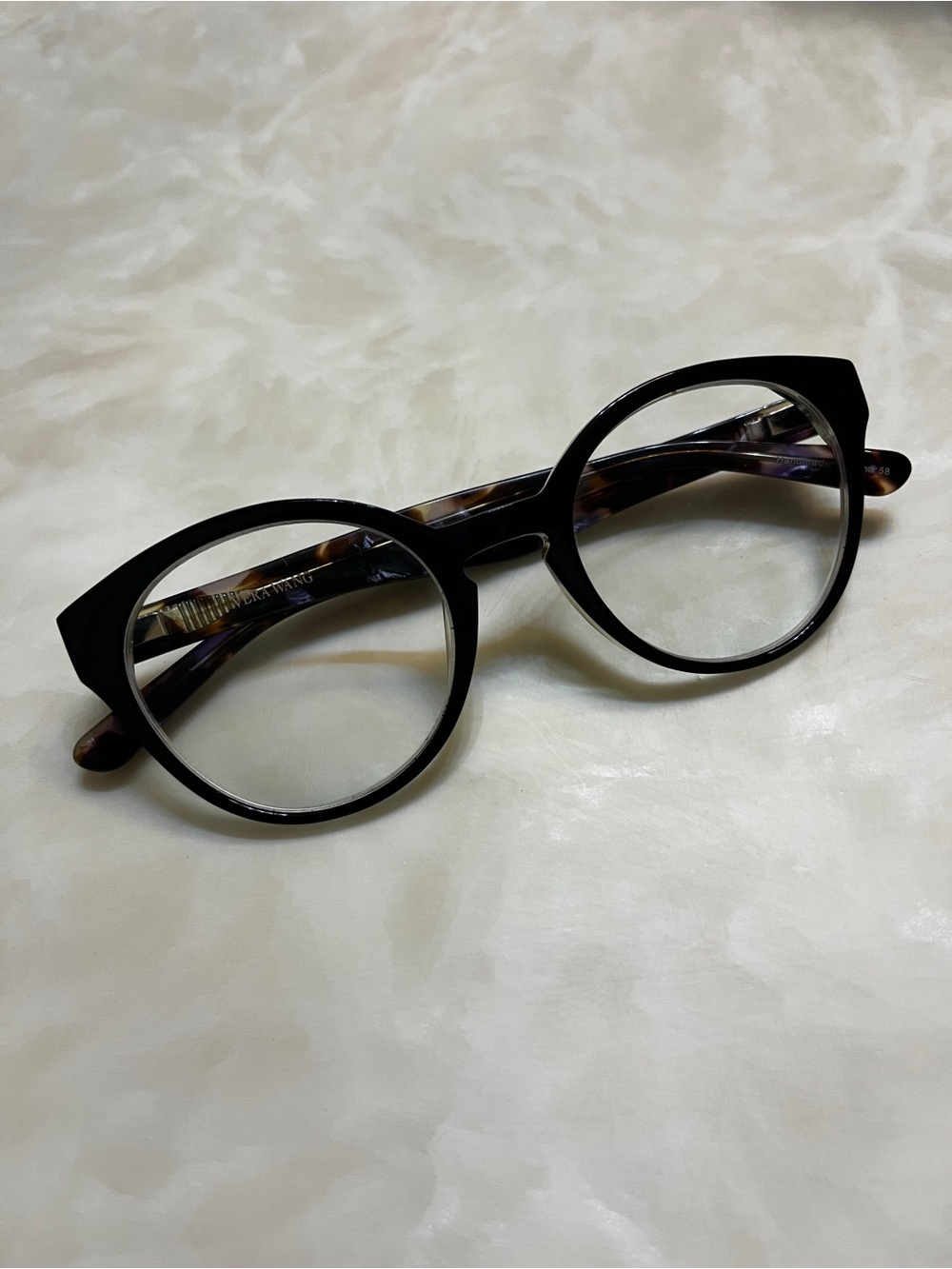 Vera Wang Black Round Women's Glasses with Tortoiseshell Temples